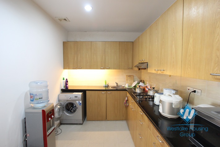 High quality apartment with lake view for rent in Xuan Dieu street, Tay Ho, Hanoi